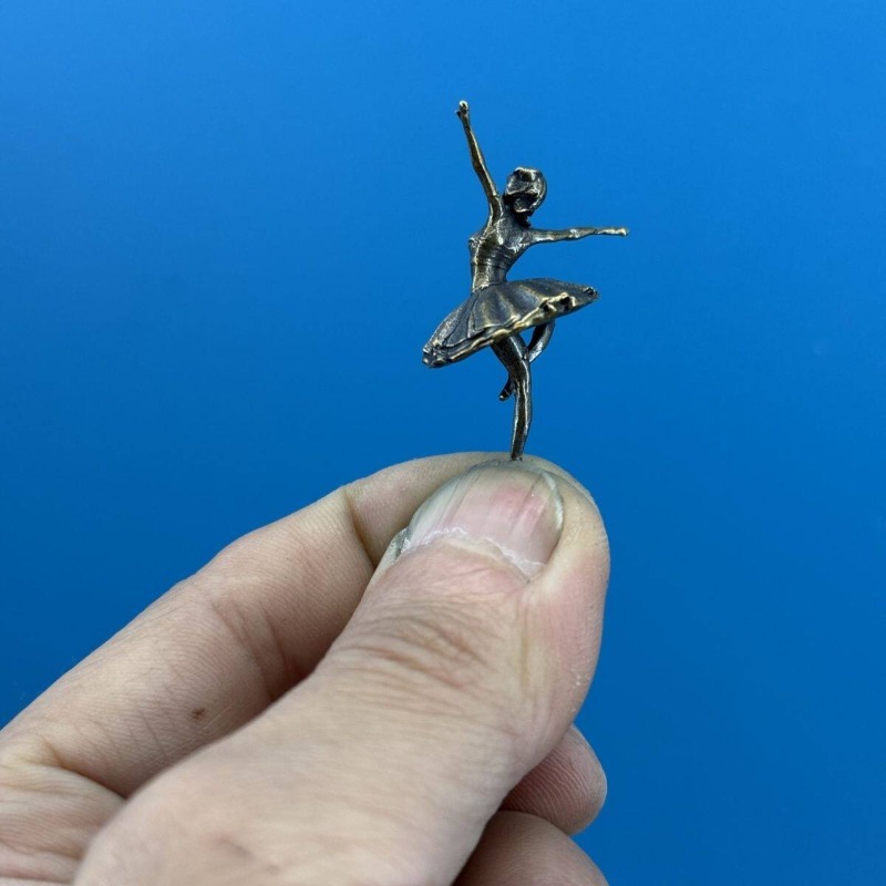 Metal Brass Dream Tech Ballet  - Tech Girl Accessories reseña y precio